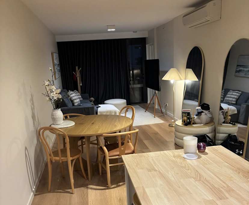 Furnished room with own bathroom