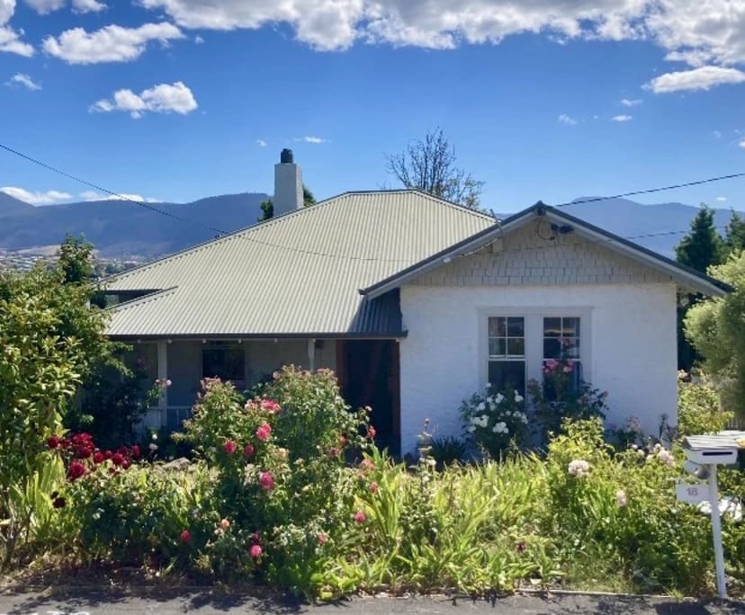 Whole property with 3 rooms for rent