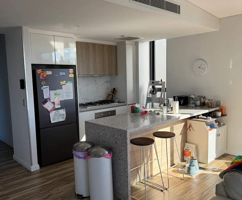 Furnished room in a flatshare