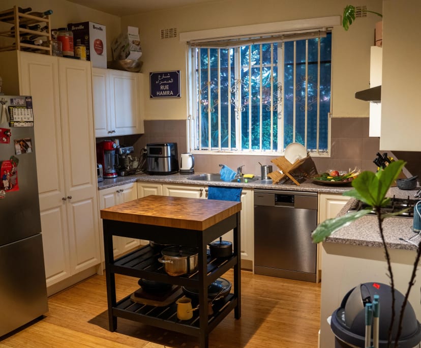 $500, Flatshare, 2 bathrooms, South Yarra VIC 3141