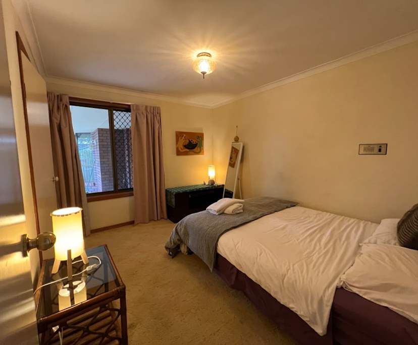 $485, Share-house, 3 bathrooms, Mermaid Waters QLD 4218