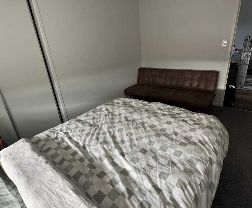$300, Flatshare, 3 bathrooms, Eagleby QLD 4207