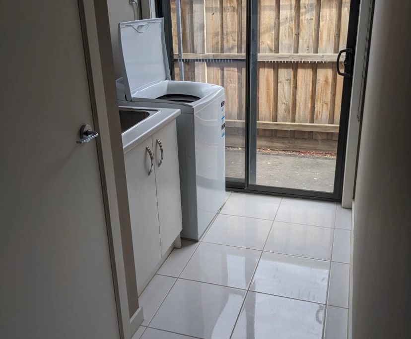 Room for Rent in Point Cook, Melbourne 150, Furni...