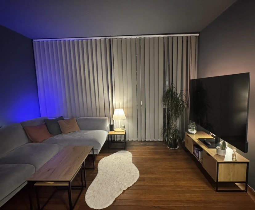 Unfurnished room in a flatshare
