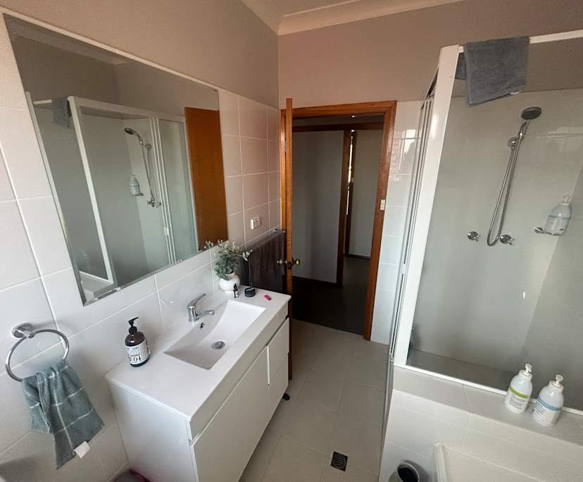 $400, Share-house, 4 bathrooms, Brookvale NSW 2100