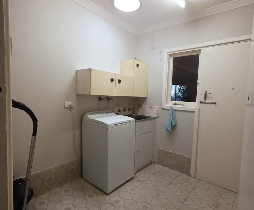$350, Share-house, 4 bathrooms, Innaloo WA 6018