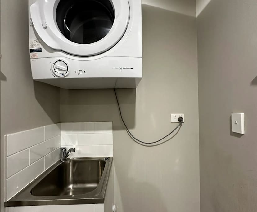 $1,020, 1-bed, 1 bathroom, Zetland NSW 2017