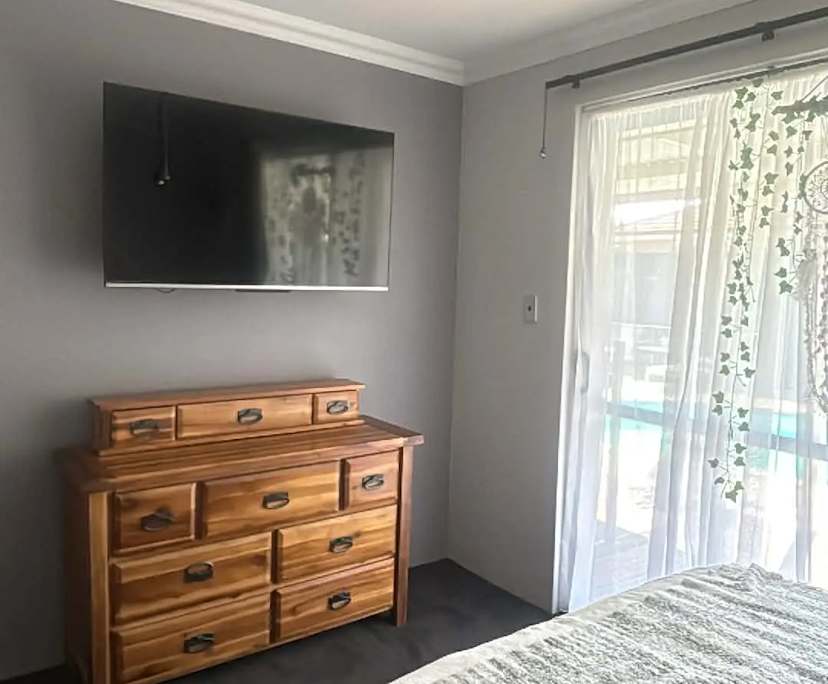 $450, Whole-property, 3 rooms, Singleton WA 6175, Singleton WA 6175