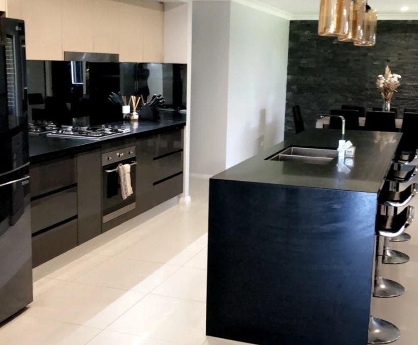 Whole property with 4 rooms for rent