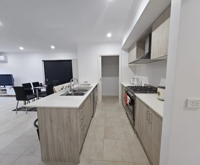 $220-250, Share-house, 2 rooms, Truganina VIC 3029, Truganina VIC 3029