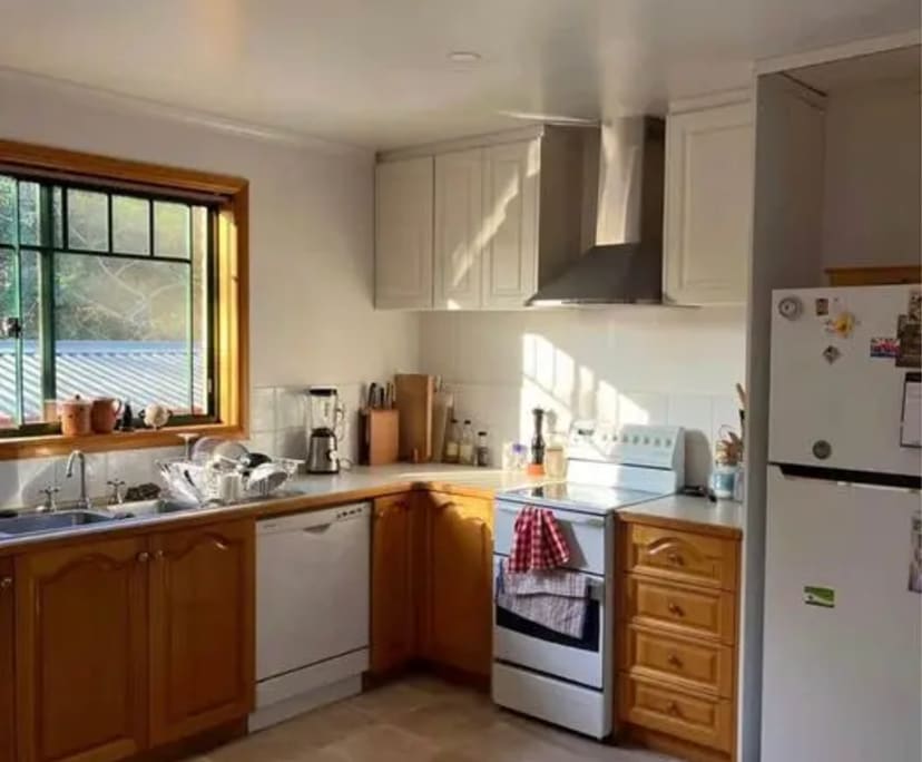 Unfurnished room with own bathroom