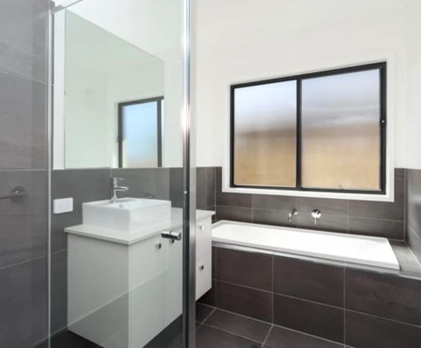 Room in a share house