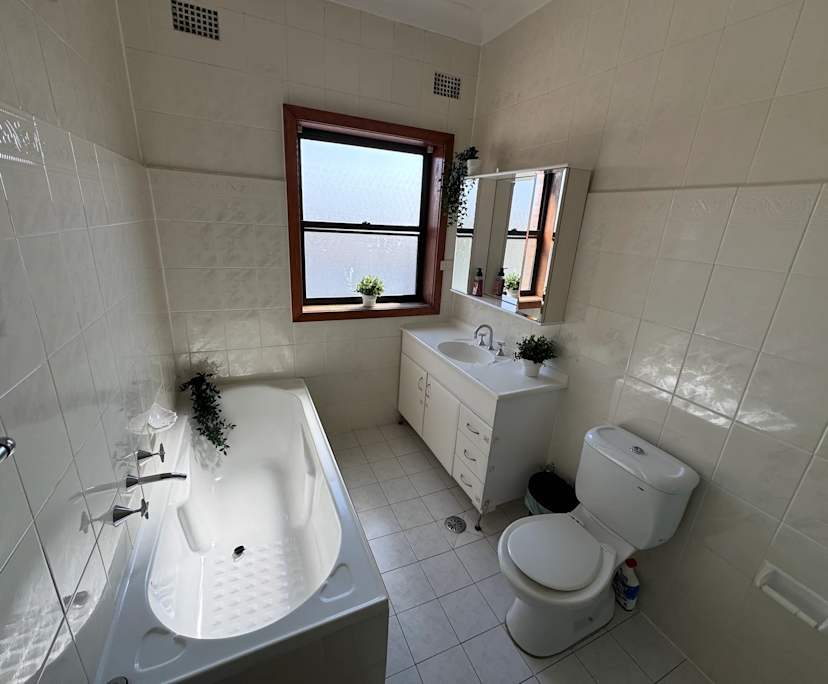 $270-290, Flatshare, 2 rooms, Kingsgrove NSW 2208, Kingsgrove NSW 2208