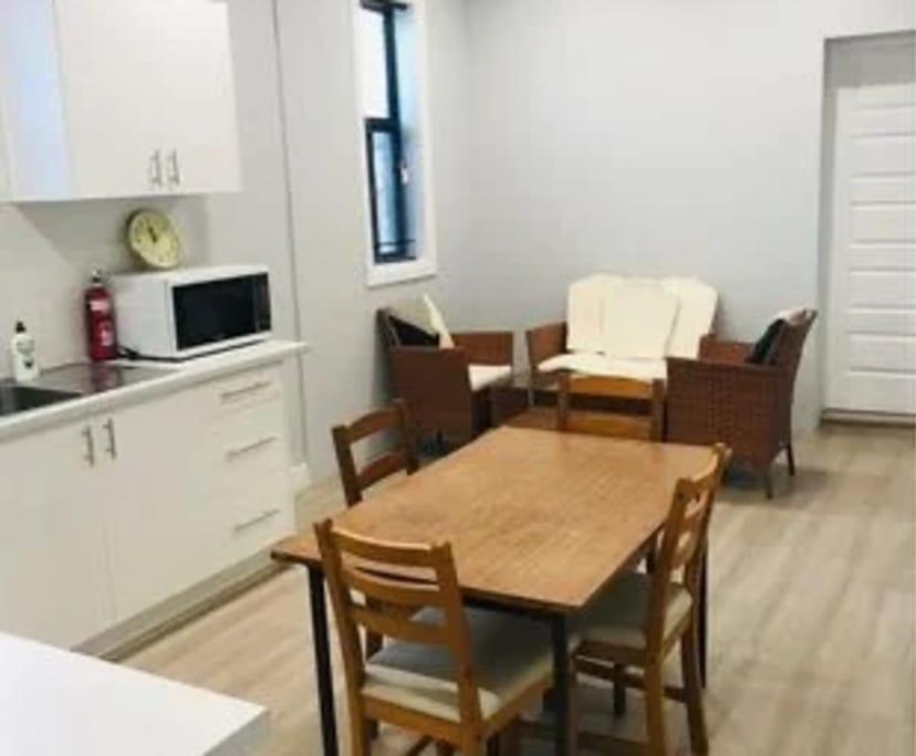 Room in a share house