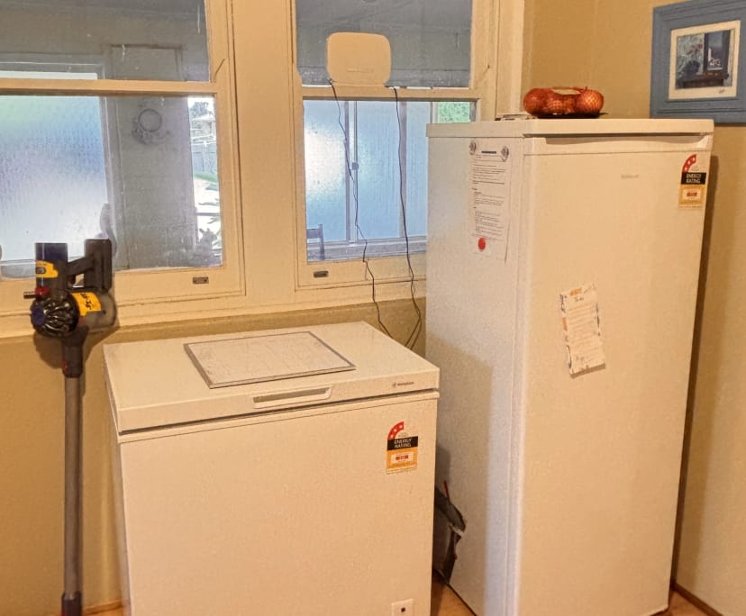 $240, Share-house, 3 bathrooms, Parkes NSW 2870