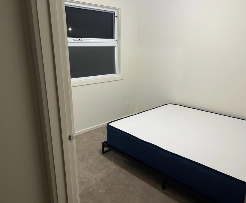 3 Rooms for Rent in Pakenham, VIC 230250, Furnis...