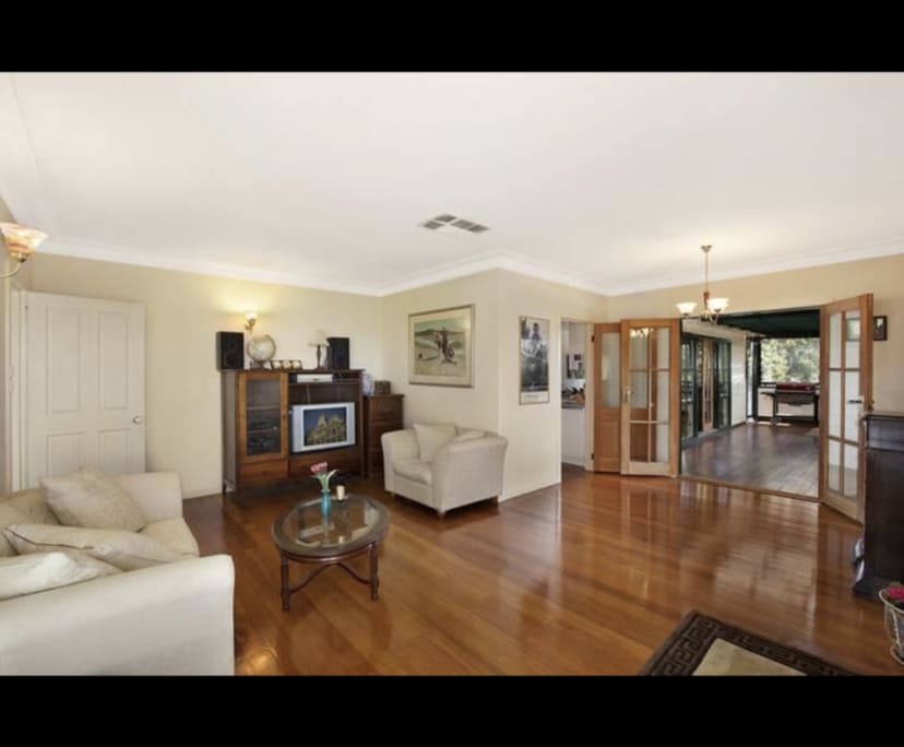 Granny Flat for Rent in Doncaster, Melbourne 650,...