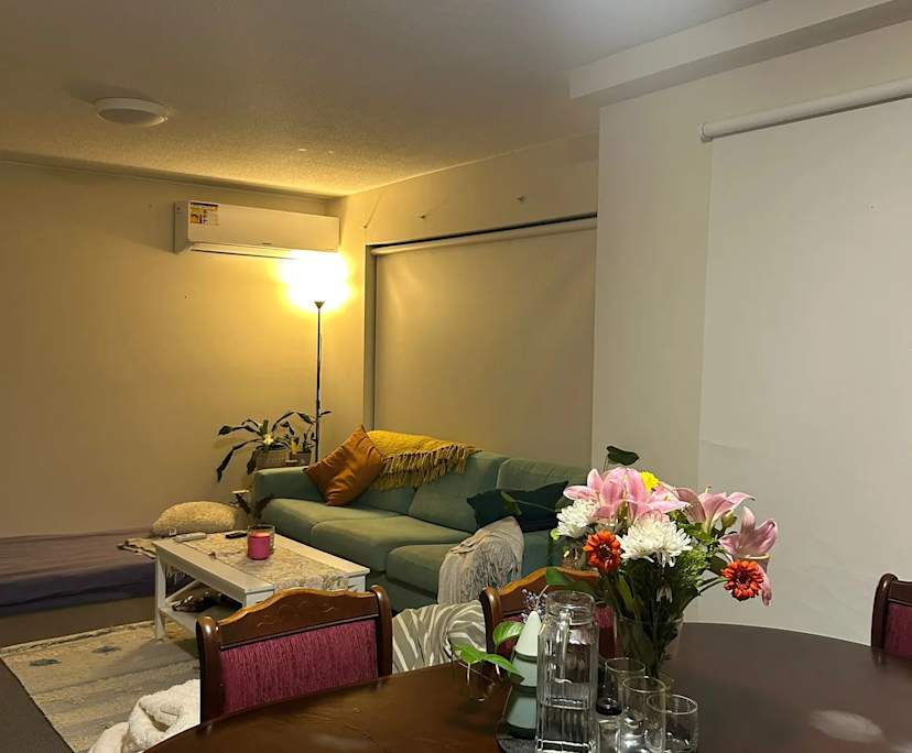 Unfurnished room with own bathroom