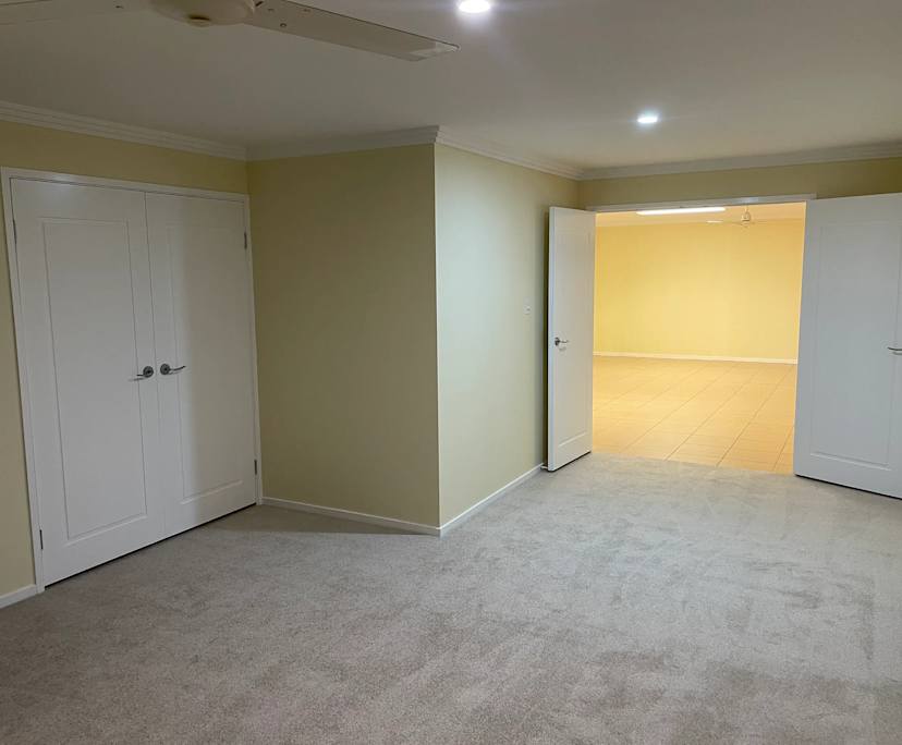 $350, Granny-flat, 1 bathroom, Ormiston QLD 4160