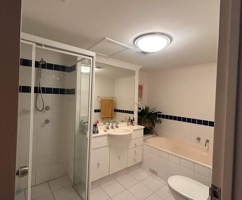 $560, Flatshare, 2 bathrooms, Surry Hills NSW 2010