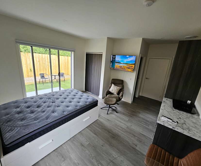 $380, Share-house, 6 bathrooms, East Geelong VIC 3219