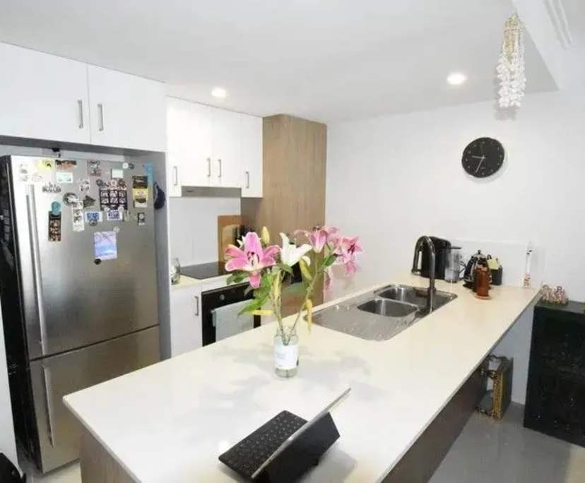 Whole property with 2 rooms for rent