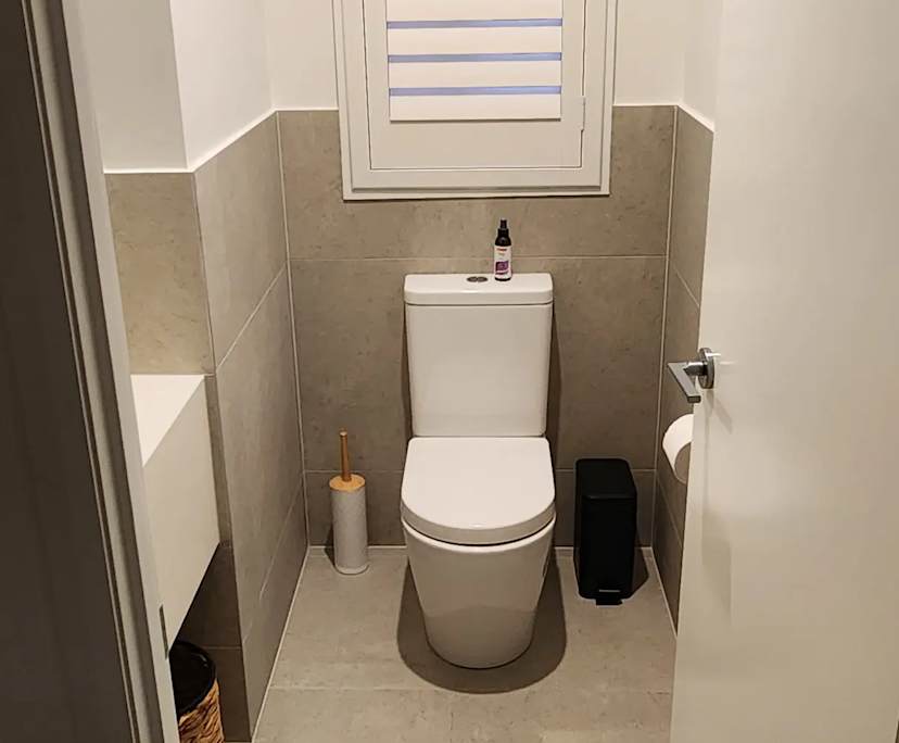 $350, Share-house, 5 bathrooms, Upper Kedron QLD 4055