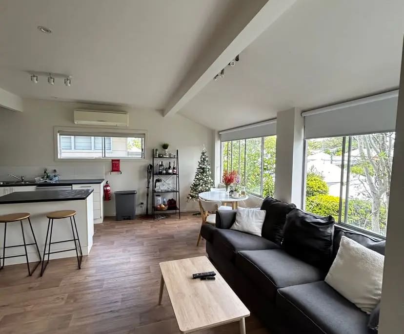 Whole Property for Rent in Kelvin Grove, Brisbane