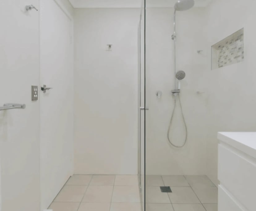 $300, Share-house, 3 bathrooms, Ambarvale NSW 2560