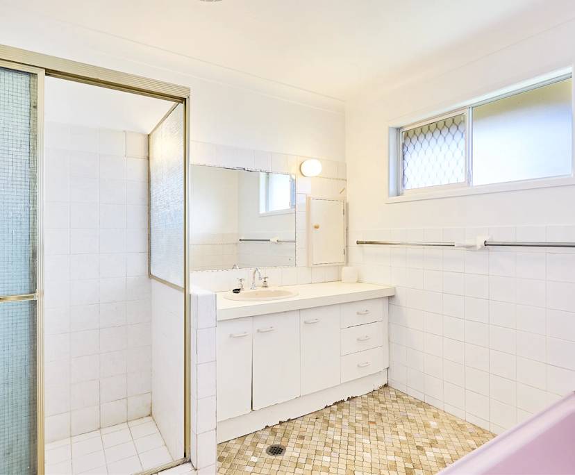 $210-360, Share-house, 2 rooms, Coombabah QLD 4216, Coombabah QLD 4216