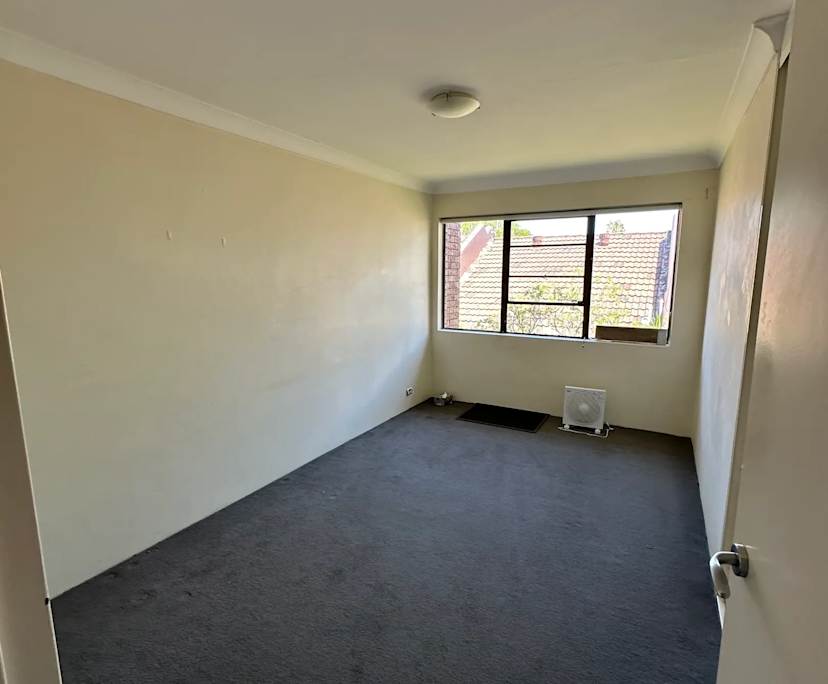 Whole property with 2 rooms for rent