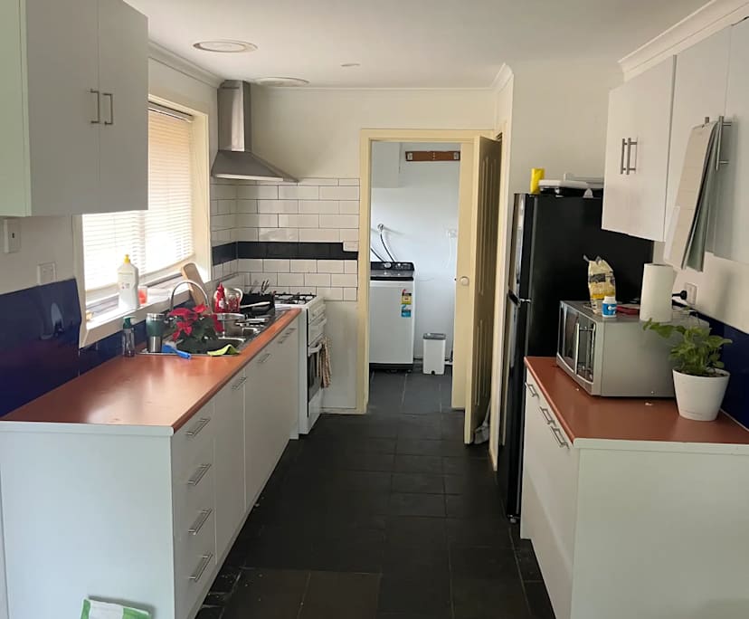 $200, Share-house, 3 bathrooms, Melton South VIC 3338