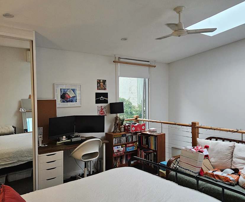 Furnished room studio flat for rent