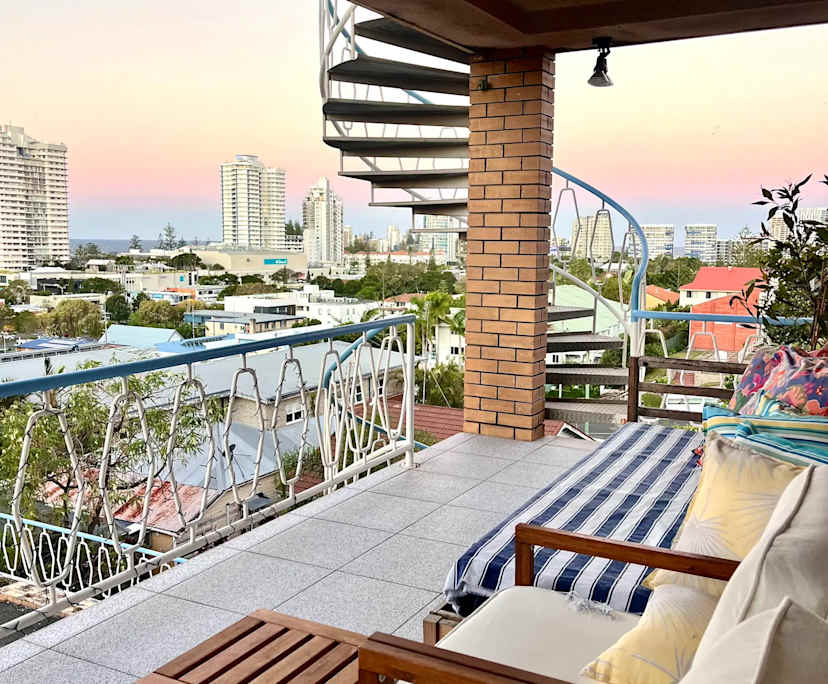 $750, Whole-property, 2 bathrooms, Coolangatta QLD 4225