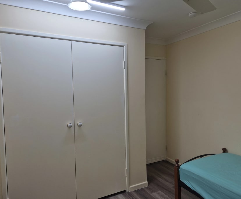 Room in a share house