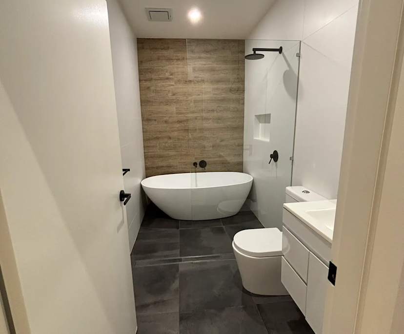 $280, Flatshare, 2 bathrooms, Newcastle NSW 2300