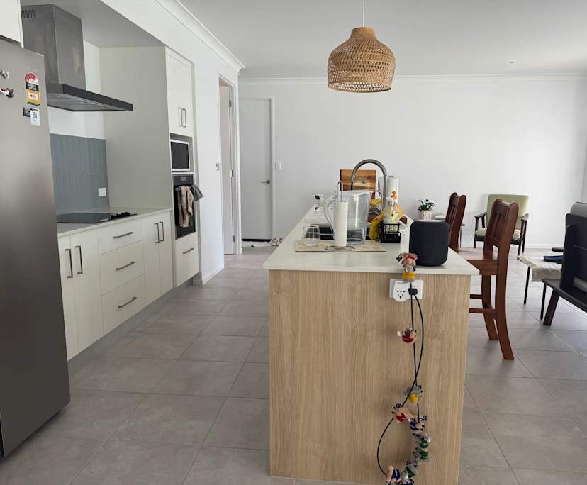 $250, Share-house, 4 bathrooms, Edmonton QLD 4869