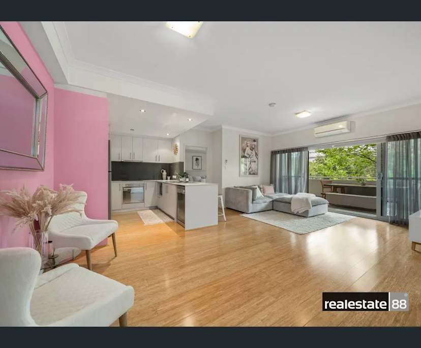 Whole property with 2 rooms for rent