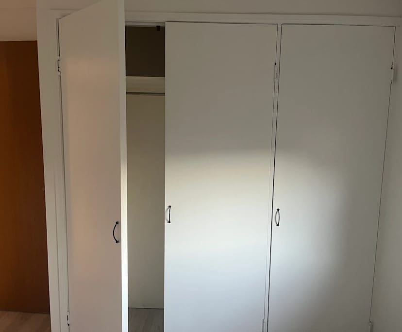 Unfurnished room with own bathroom