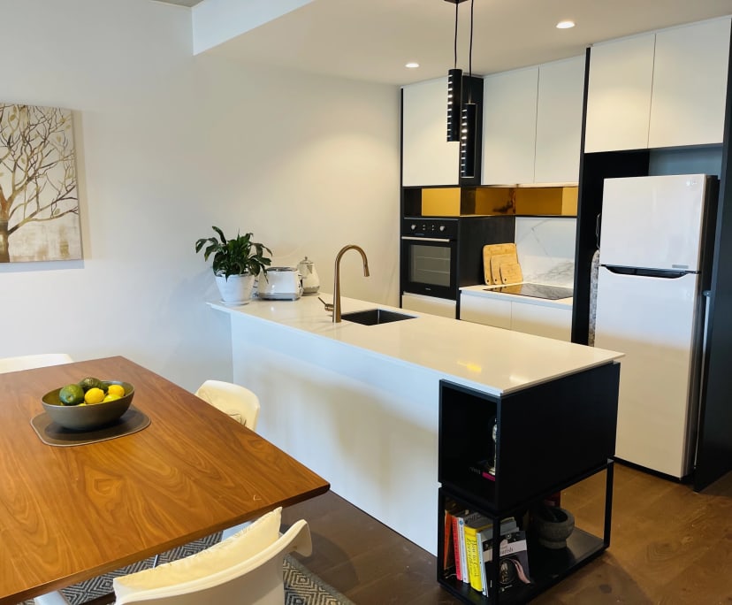 $850, 1-bed, 1 bathroom, Cremorne VIC 3121