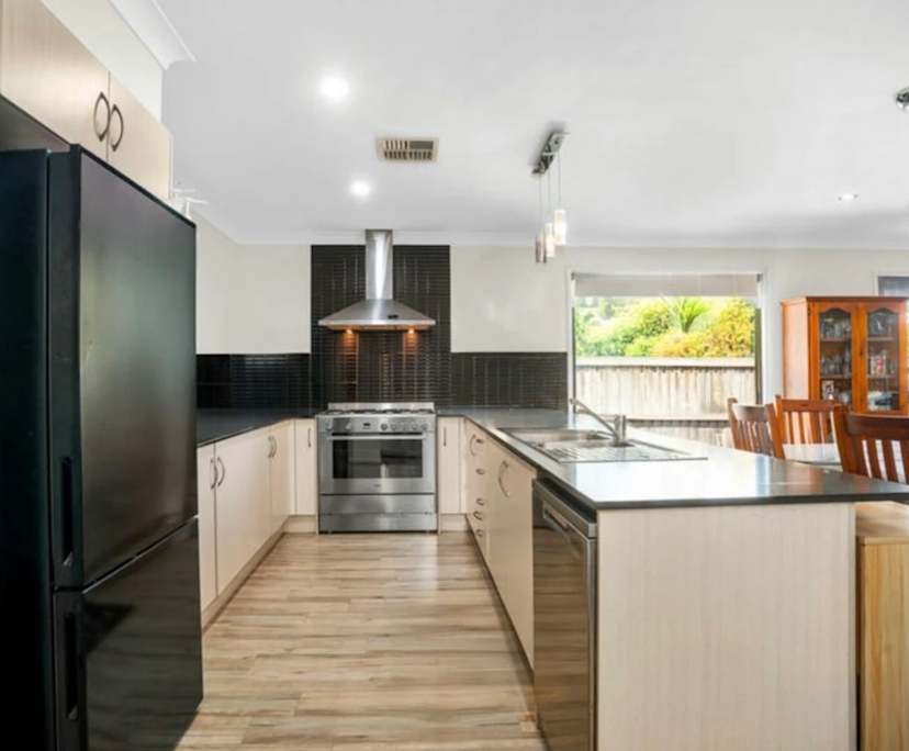 Unfurnished room with own bathroom