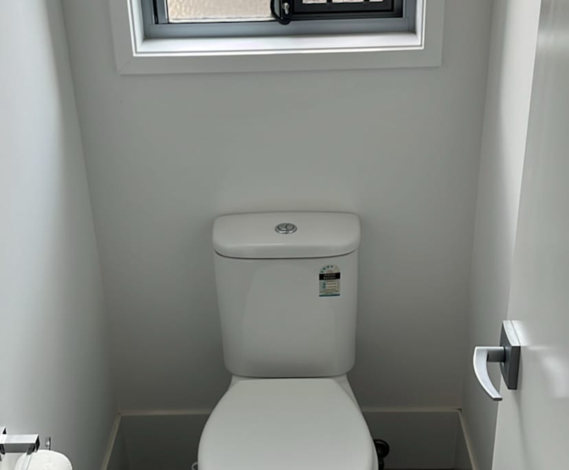 Unfurnished room with own bathroom