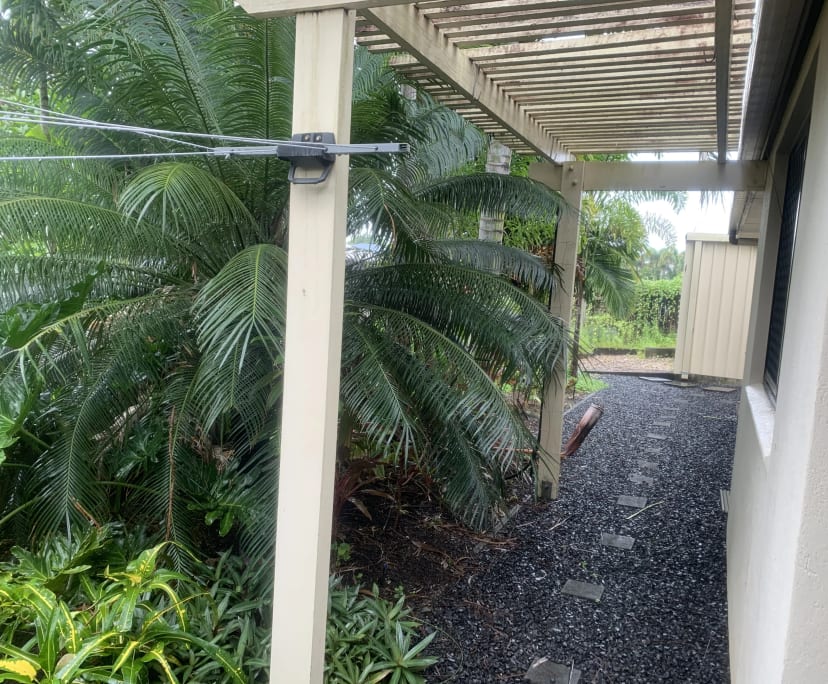 Room for Rent in White Rock, Cairns 150, Furnishe...