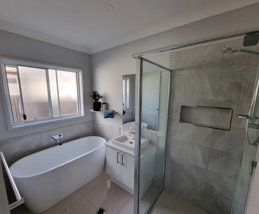 $300, Homestay, 4 bathrooms, Burpengary East QLD 4505