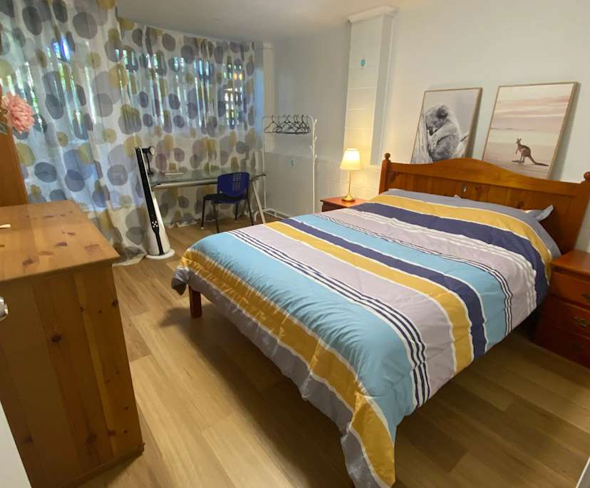 Furnished room in a share house