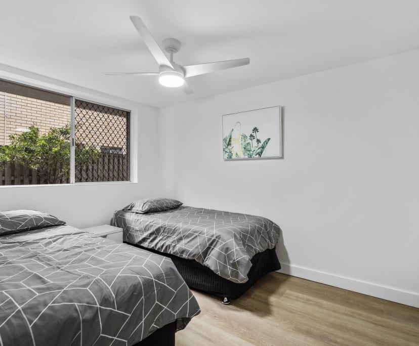 $250, Student-accommodation, 2 bathrooms, Surfers Paradise QLD 4217