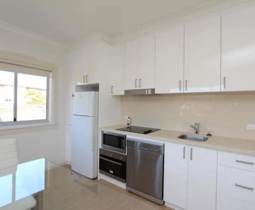 Whole property with 3 rooms for rent