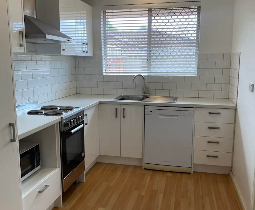 Whole property with 2 rooms for rent