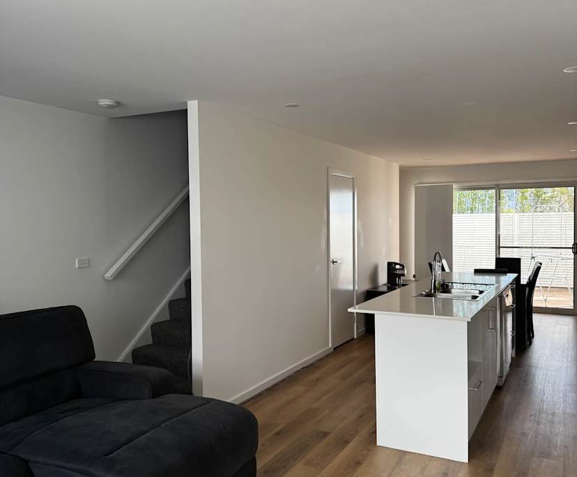 Unfurnished room with own bathroom