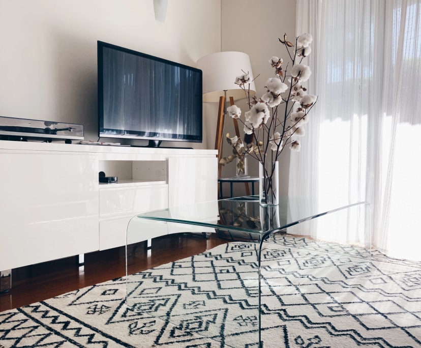 Furnished room in a flatshare